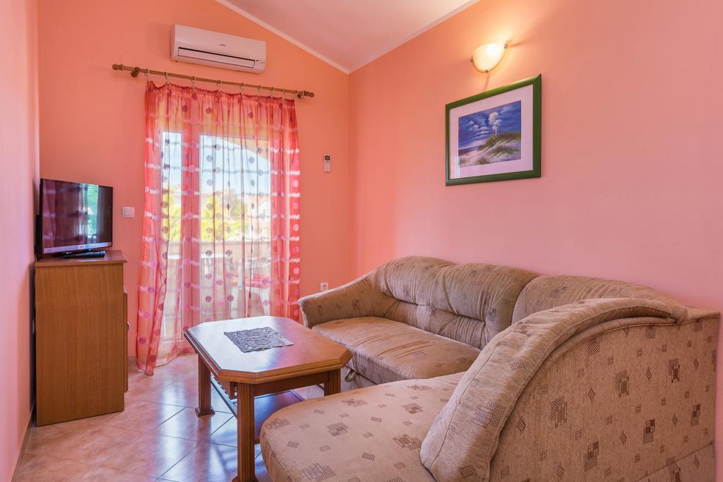 Apartments Villa Orange Medulin Dış mekan fotoğraf