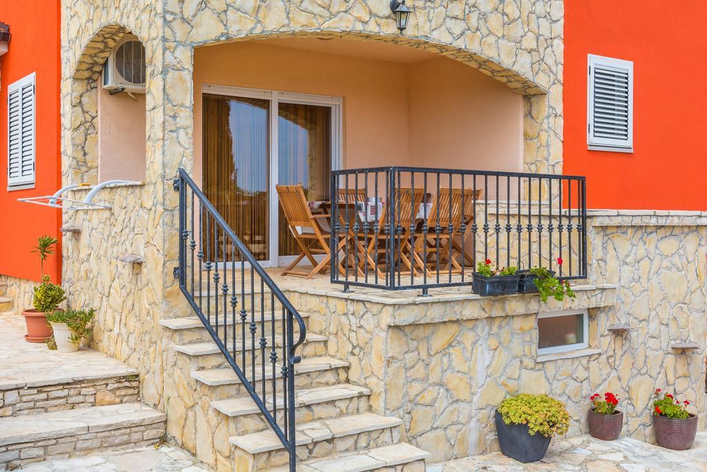 Apartments Villa Orange Medulin Dış mekan fotoğraf